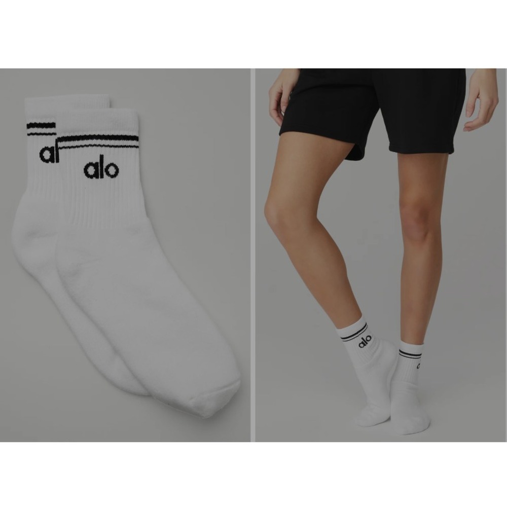 ALO-Unisex Half-Crew Throwback Sock - White/Black